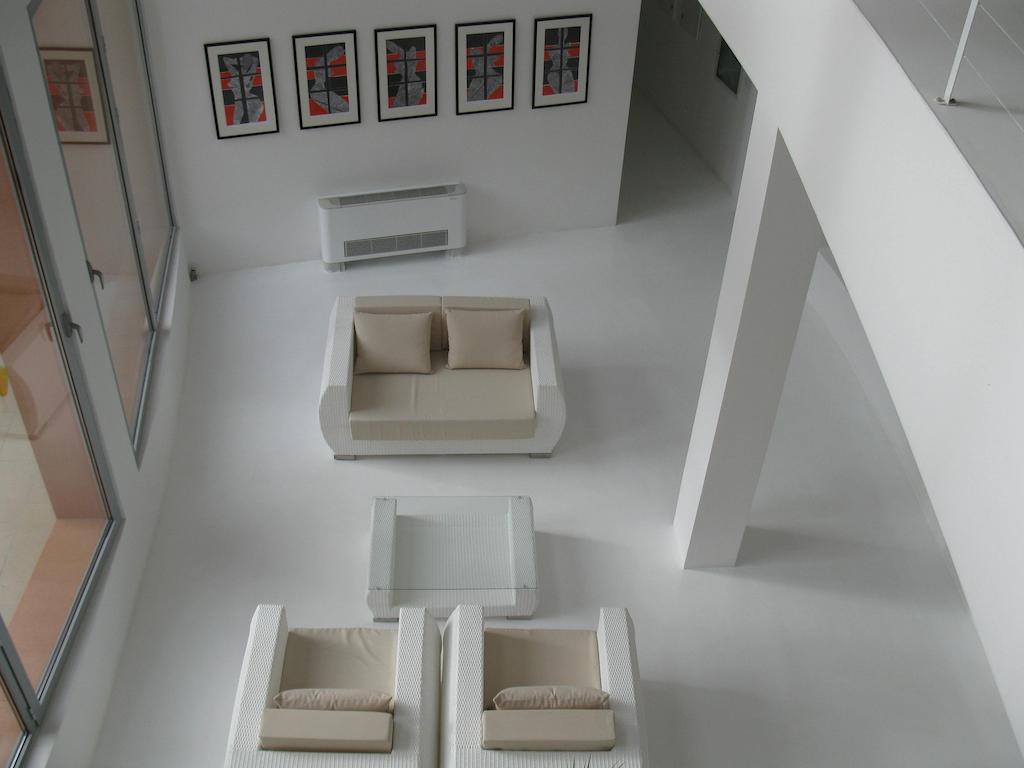 Family Hotel The Body Batak Bagian luar foto